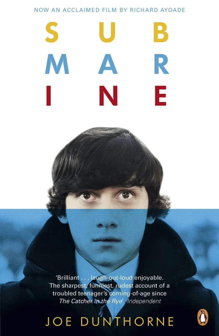 潜水艇海报